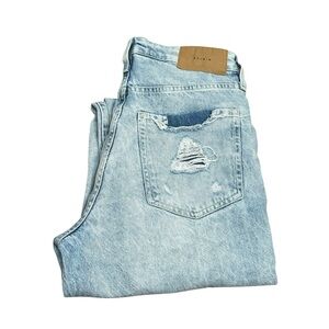 H&M Distressed Mom Jeans | Light Blue Denim | Size 6